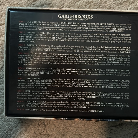 Garth Brooks CD Bundle - Picture 5 of 5